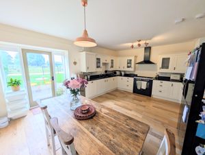 Photo 18- click for photo gallery